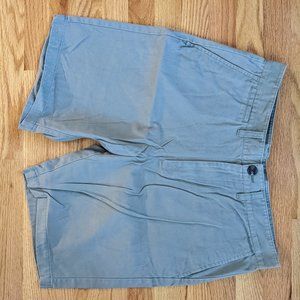 LIKE NEW Men's Chino Shorts Green Size 34
